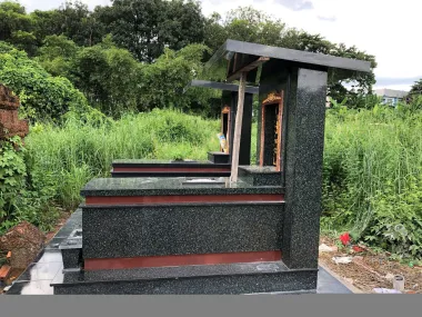 Mộ đá nguyên khối