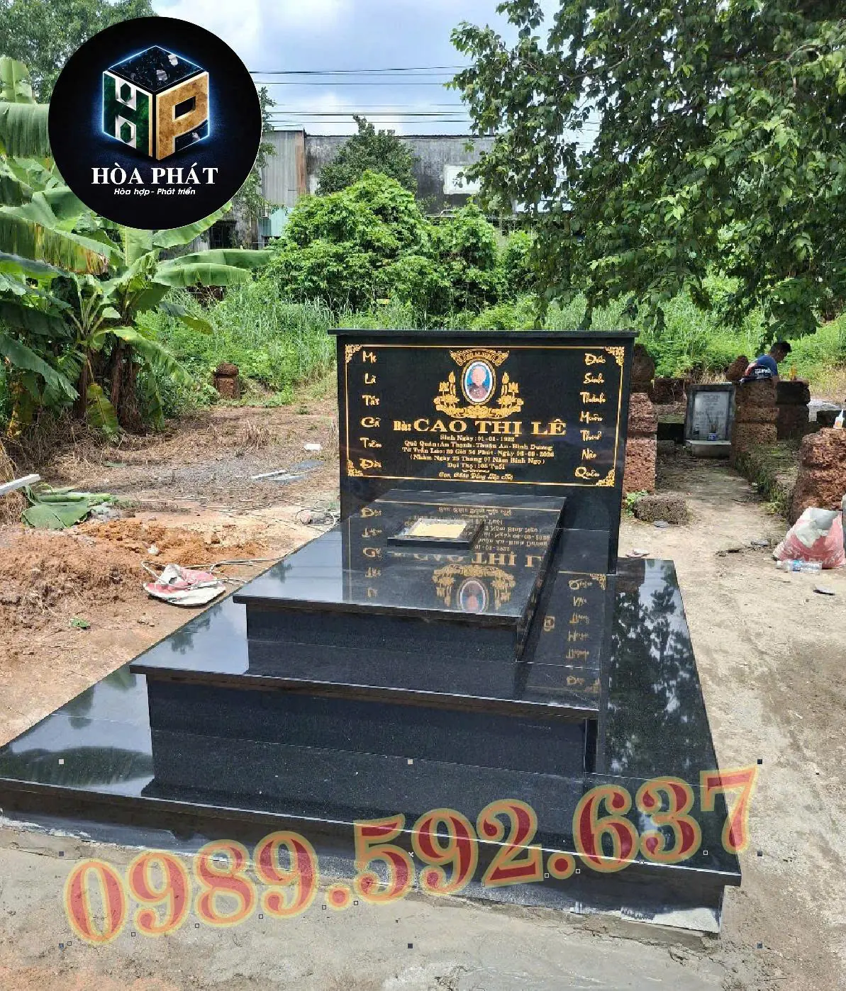 Mộ đá hoa cương mẫu 07